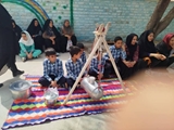 آموزش تهیه کره و دوغ محلی در مدرسه روستای موردک به مناسبت هفته سلامت
